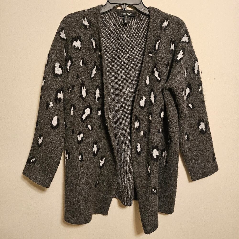 Ellen Tracy Gray Leopard Print Cardigan Thick Size Large
